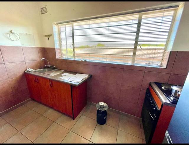 2 BEDROOM APARTMENT FOR SALE IN QUELLERIE PARK